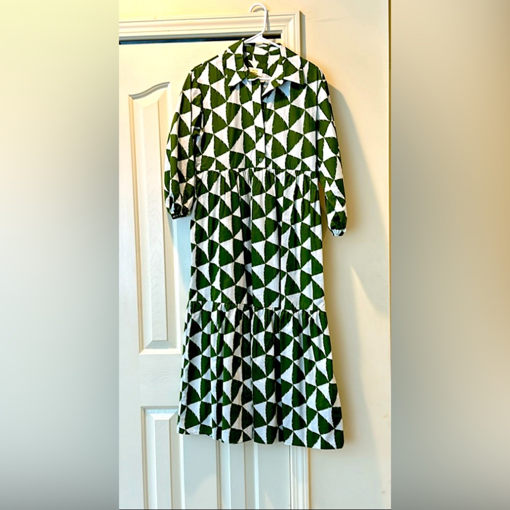 Maeve tiered dress, perfect condition, green and white, worn once, size xs